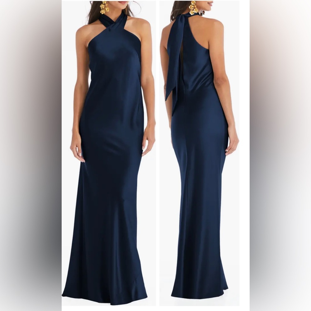LOVELY Imogen Twist Halter Charmeuse Trumpet Gown
 
CABERNET, Size Small - Picture 8 of 8